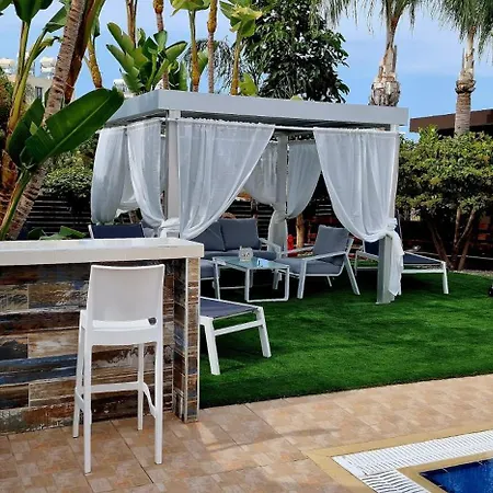 Gabriel Willa Protaras